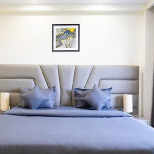 Housr Sector 43 Near One Horizon Centre Hotel Gurgaon