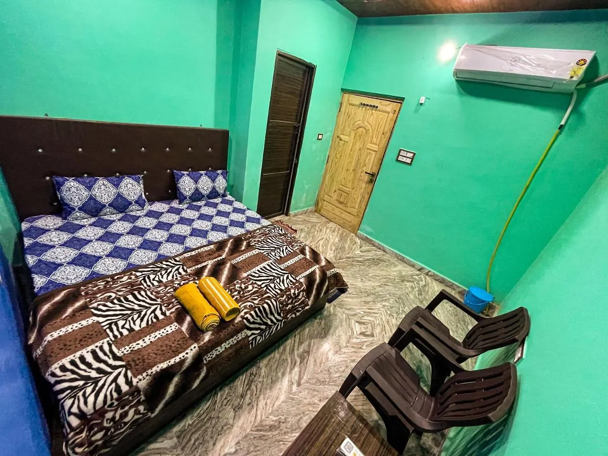 La Vaca India Varanasi Vandrerhjem